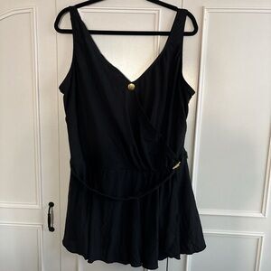 Black swimsuit with gold accents - 26W - brand inches off #swimsuit